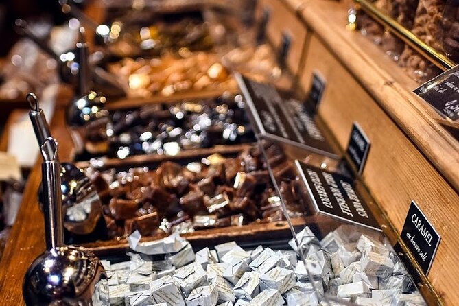 Paris Chocolate, Macaron & Pastry Food Tour: 10 Gourmet Tastings - Price and Value: Is $118.56 Worth It?