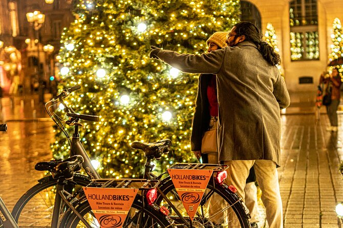 Paris Christmas Guided Bike Tour - The first sights: Eiffel Tower, Champ de Mars, and Trocadéro