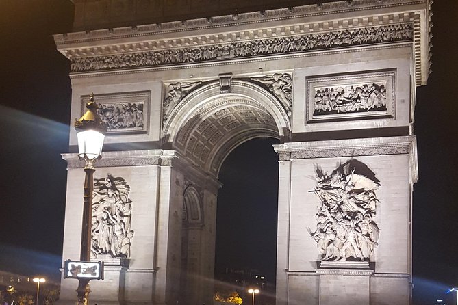 Paris Christmas Guided Bike Tour - Traffic, pace, and comfort