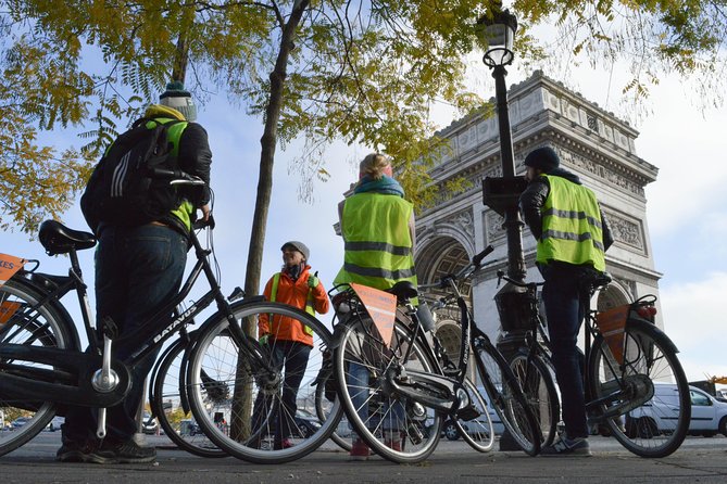 Paris: City Bike Tour on a Dutch Bike - Place Vendôme to Place de la Concorde: the fancy Paris warm-up