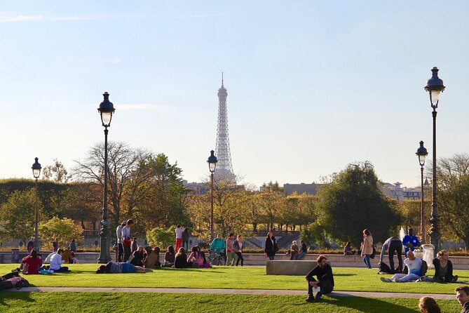 Paris City Center Free Walking Tour (Tip-Based) - Fontaine Saint-Michel: the rebuilt Paris that still shapes today