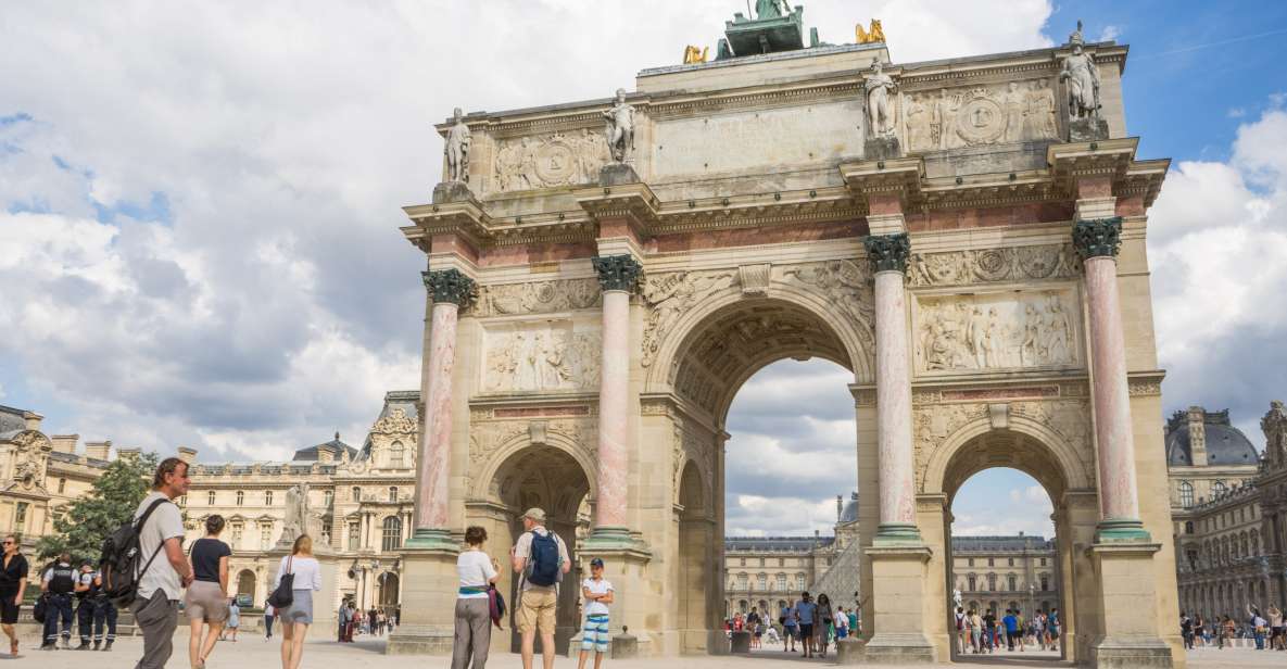 Paris: City Center Group Tour in German - Place de la Concorde: Revolution Drama in Plain Sight