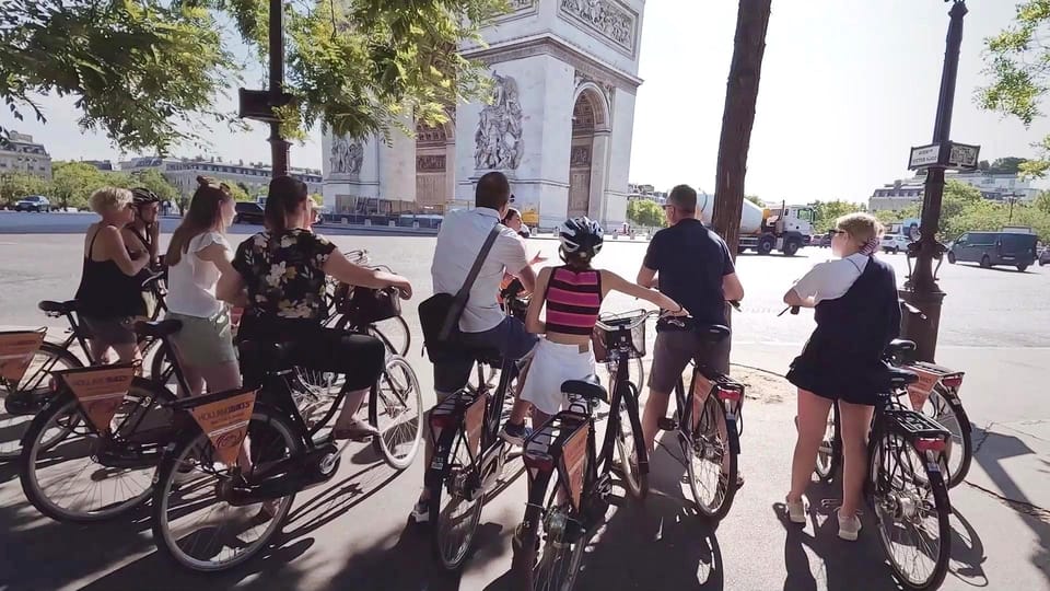 Paris: City Highlights Bike Tour - Seine Light, Eiffel Angles, and Photo Time That Actually Works