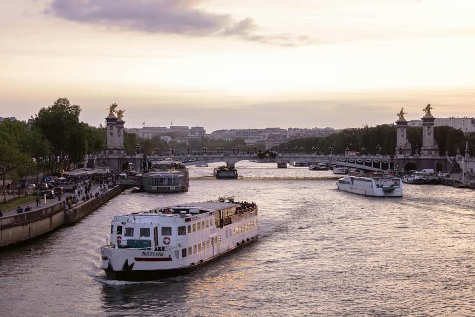 Paris: City of Lights Walk + Seine River Cruise - The 70-minute Seine cruise is the main payoff