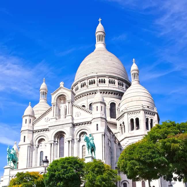 Paris: City Pass – Eiffel, Louvre & 27+ Must-See Sights - Seine River cruise and Montparnasse Tower observation deck views