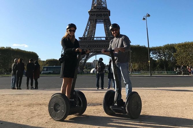 Paris City Sightseeing Half Day Guided Segway Tour with a Local Guide - Louvre and Musée d’Orsay: two very different ways to experience Paris