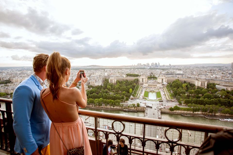 Paris: City Tour by Bus with Eiffel Tower & Optional Summit - Price and value: why $113 can be a fair trade for a first-time night view