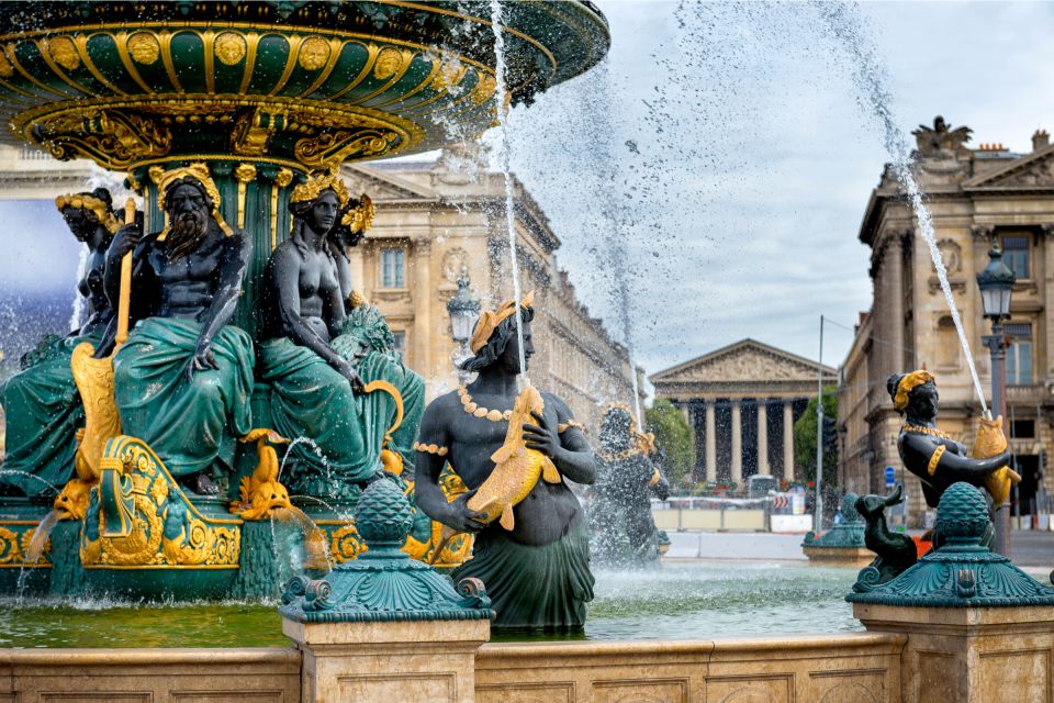 Paris: City Tour with Louvre Tickets & Cider with a Crepe - Tuileries Garden: the route slows before the Louvre
