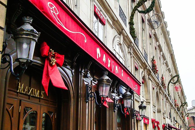 Paris City Tour with Private Friendly Guide and all Must-See Sites - Tuileries Garden and Pont des Arts: calm, public art, and a romantic stroll