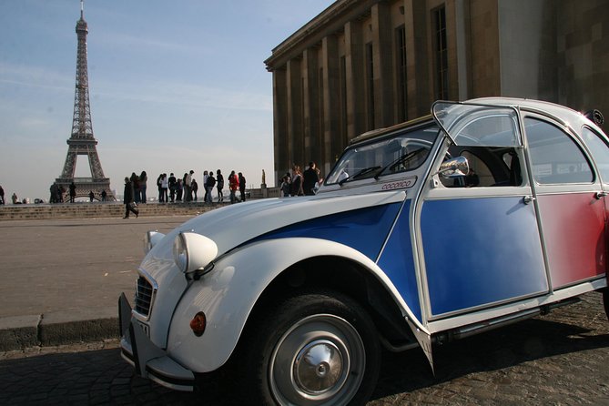 Paris Classic tour in 2CV - Pickup anywhere in Paris: the logistics win that makes the tour feel easy