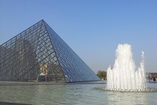 Paris: Complete Louvre Private Tour with Mona Lisa - Inside the Louvre: a route across two wings in 2.5 hours