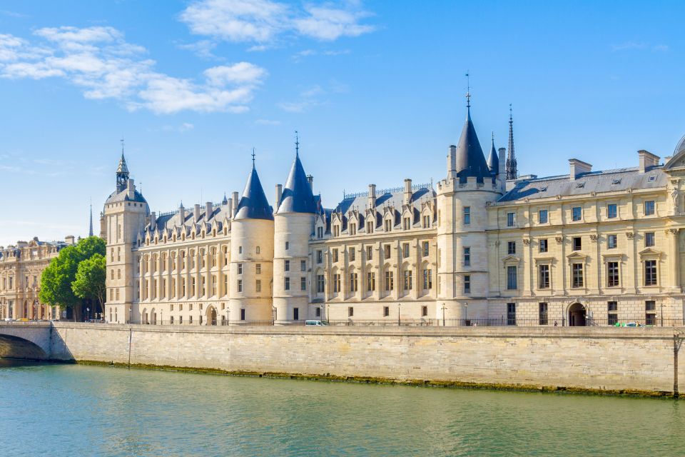 Paris: Conciergerie Ticket with Histopad - Before you go: ID, bags, and timing the HistoPad