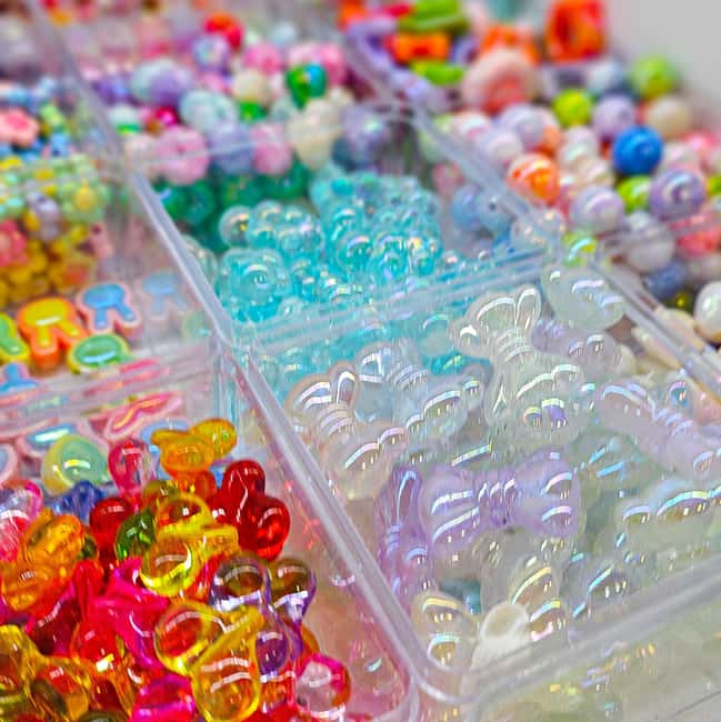 Paris: Create your phone strap, bag or keychain - Who This Workshop Suits Best