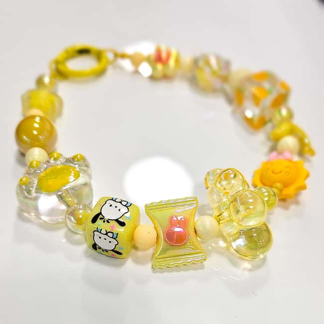 Paris: Create your phone strap, bag or keychain - Inside the Workshop: Picking Beads, Figurines, and Accessories