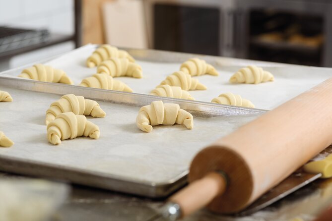 Paris Croissant Small-Group Baking Class with a Chef - Who this croissant baking class is best for