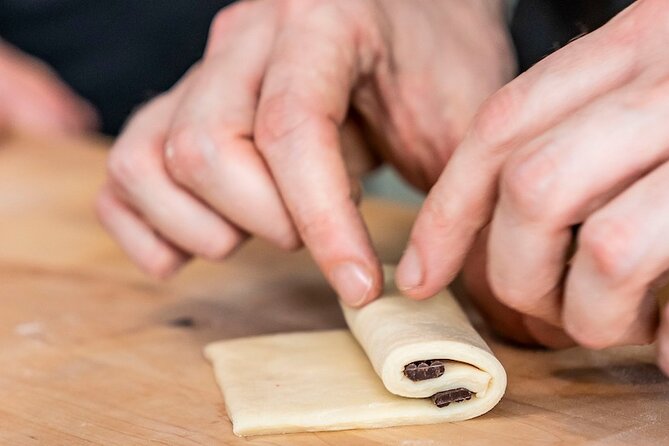 Paris Croissant Small-Group Baking Class with a Chef - Entering the studio: aprons, drinks, and a chef-led rhythm