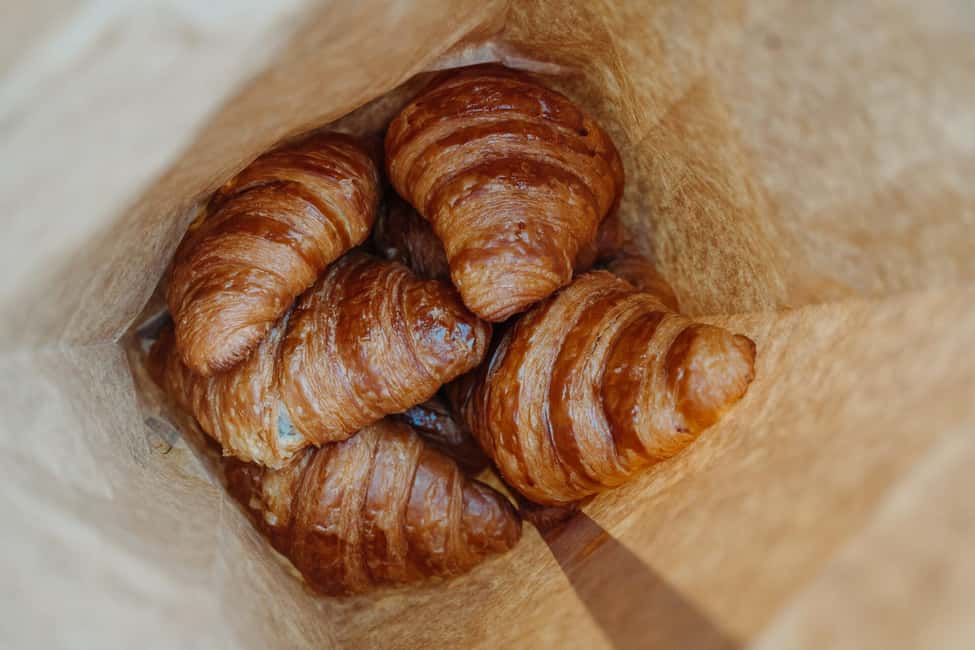 Paris Culinary Tour: 11 Tastings & 2 Wines in Le Marais - Practical advice to make the day go smoothly