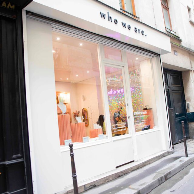 Paris: Custom Permanent Bracelet Crafting Experience - Booking advice for your Paris day