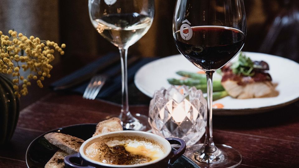 Paris: Dinner with Customized Wine Selection - Wine pairing dinner in a Voltaire-and-George-Sand house