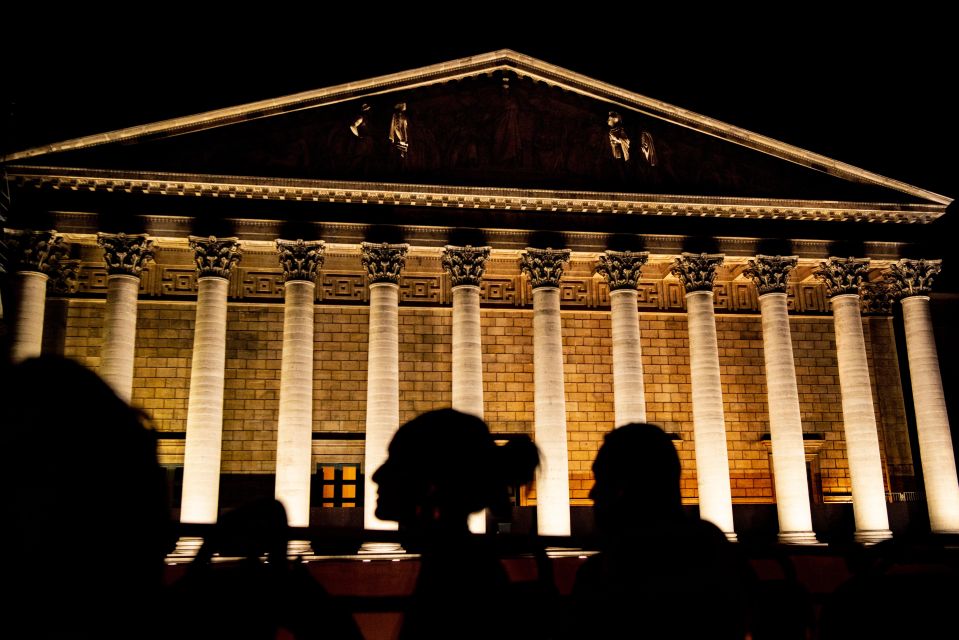 Paris: Discovery Hop-On Hop-Off and Paris by Night Tour - The audio system: quick, multilingual, and sometimes funny in a way you’ll either love or skip