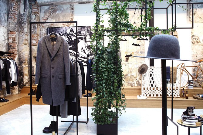 Paris Discovery Tour : private shopping with a fashion expert in Paris - Le Marais: independent style and easy wandering
