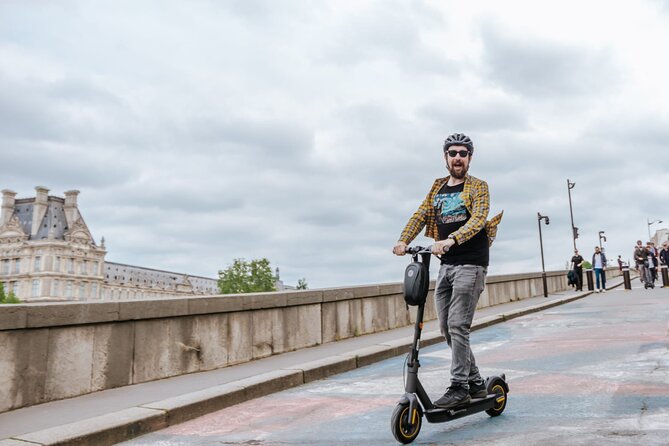 Paris E-Scooter Tour with fun & informative guide (small groups) - Place de la Concorde: Revolution Square from the Street Level