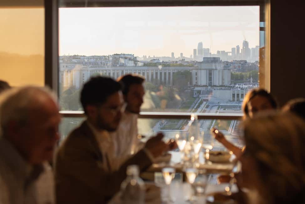 Paris: Early Dinner at Madame Brasserie in the Eiffel Tower - Getting to the Eiffel Tower esplanade: the “don’t lose time” checklist