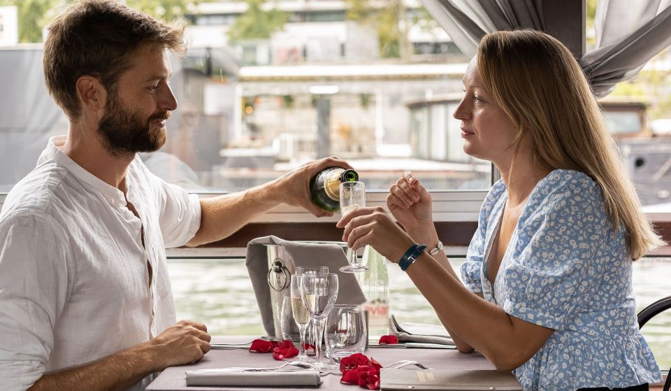 Paris: Early Evening Dinner Cruise on the River Seine - Should you book this early evening Seine dinner cruise?