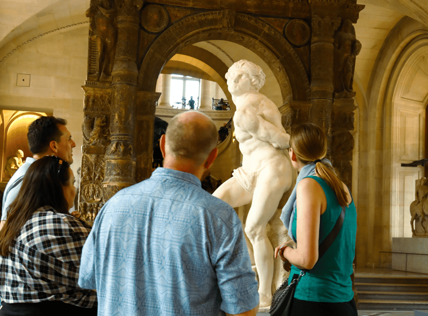 Paris: Early Morning Louvre Private Guided Tour with Pickup - Winged Victory and the Louvre’s grand scale