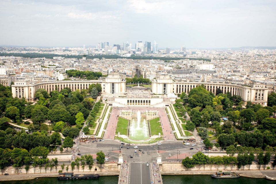 Paris: Eiffel Tower Access by Elevator & Seine River Cruise - The Seine River cruise: an hour of Paris views with audio you control
