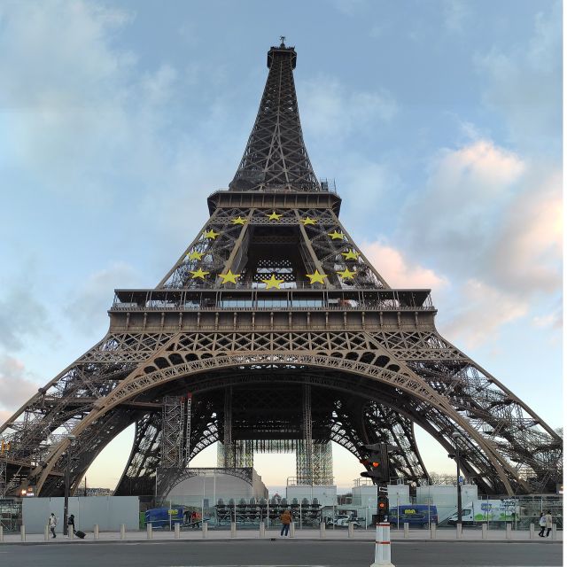 Paris: Eiffel Tower Entry Ticket with Optional Summit Access - Key Things You’ll Notice on Arrival