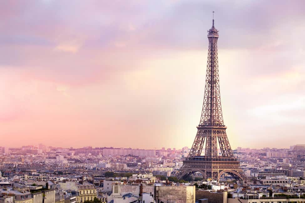Paris: Eiffel Tower Fully Guided Tour with Summit Option - Comfort and limits: who should book this, and who should think twice