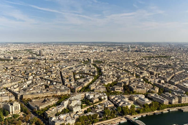 Paris: Eiffel Tower Guided Tour and Seine River Cruise - Cruise timing and boarding reality: what can go wrong