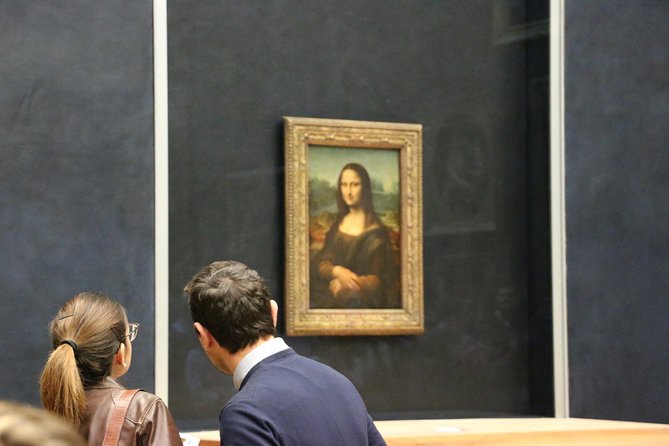Paris Eiffel Tower, Notre Dame, Louvre and Montmartre Guided Tour - The Seine cruise: where your seat can matter