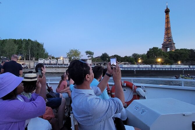 Paris Eiffel Tower, Notre Dame, Louvre and Montmartre Guided Tour - Fitness and comfort: the real deal on walking, stairs, and pace