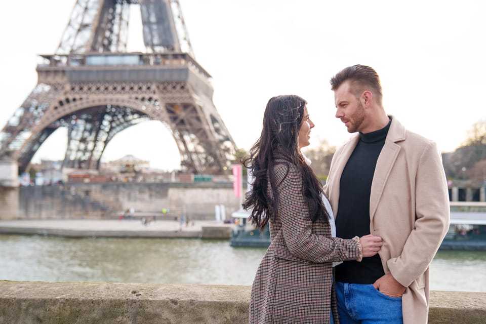 Paris: Eiffel Tower Photoshoot with a Professional - Who should book this Eiffel Tower photoshoot?