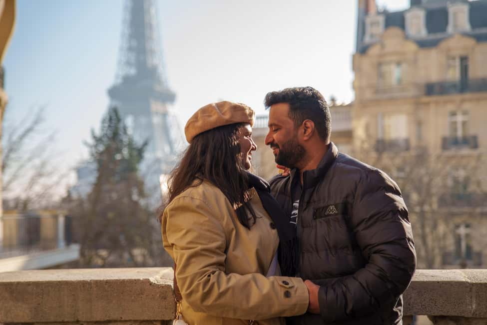 Paris: Eiffel Tower Photoshoot with a Professional - Price and value: $29 for up to 8 people is the real hook