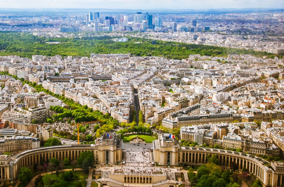 Paris: Eiffel Tower Stairs Climb to Level 2 & Summit Option - Taking the Stairs Back Down (And How to Enjoy It)