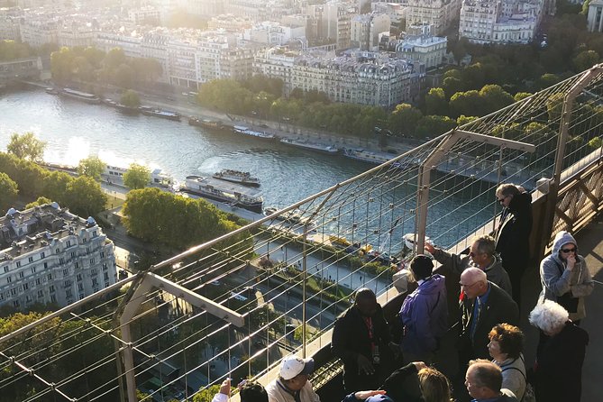 Paris: Eiffel Tower Summit Access - Summit access and viewpoints: when the city lights show up
