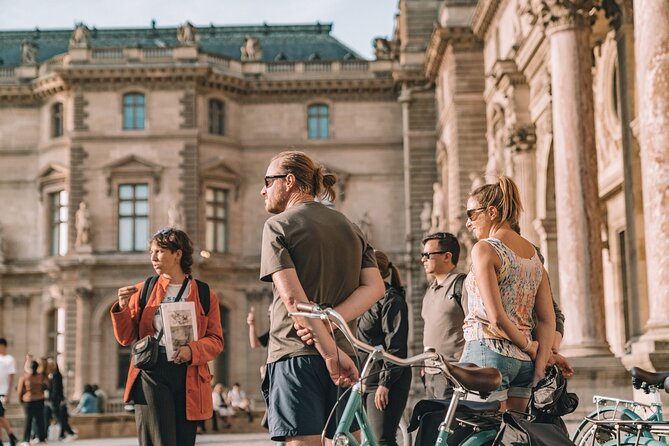 Paris Evening City of Lights Small Group Bike Tour & Boat Cruise - Key Things You’ll Notice Right Away