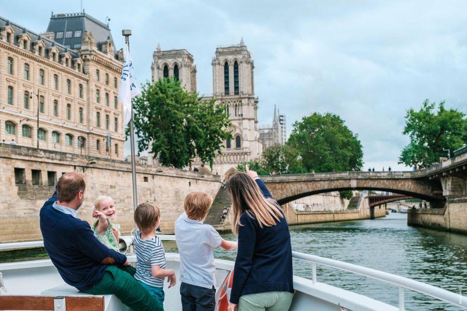 Paris: Family-Friendly River Seine Guided Cruise - Getting there: Port de Suffren, Eiffel Tower area, and easy dock spotting