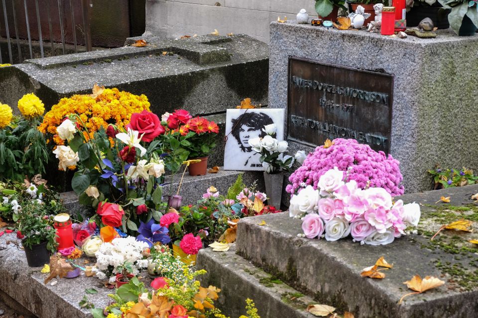 Paris: Famous Graves of Pere Lachaise Cemetery Guided Tour - Price check: is $15 worth it here?