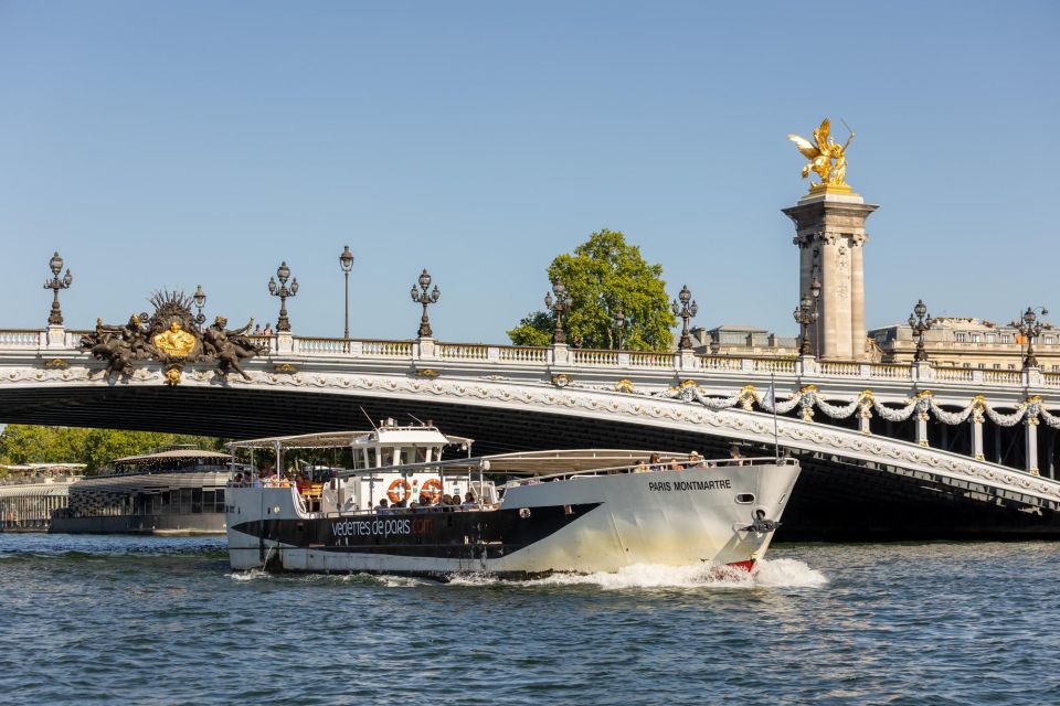 Paris: Fast-Access Seine River Cruise from Eiffel Tower - The full sightseeing loop: what you’ll see and why it matters