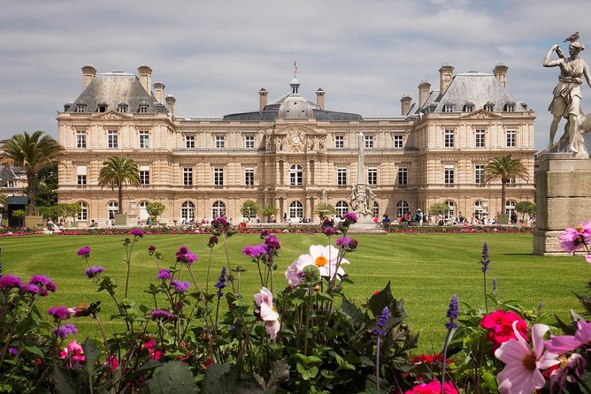 Paris First Time Private Tour with Notre Dame, Montmartre & Arc de Triomphe - How the seven hours really works