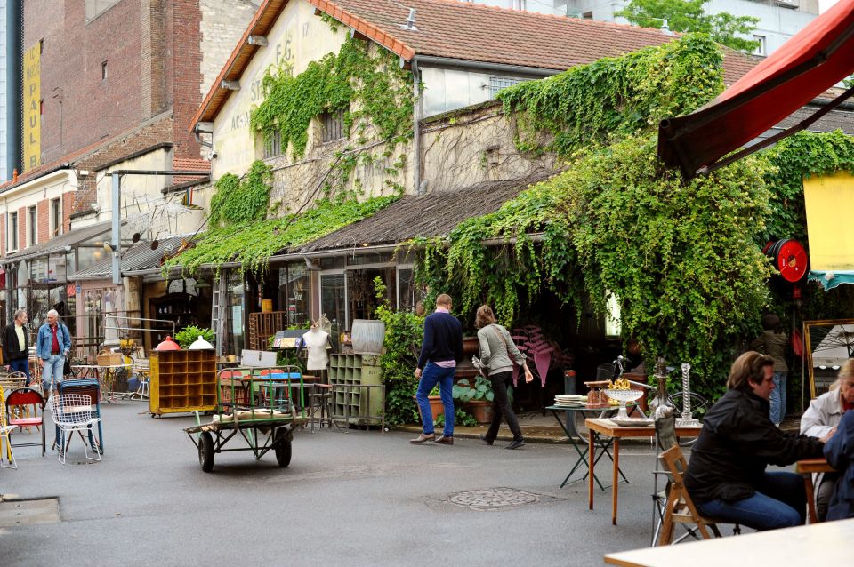 Paris: Flea Market Insider's Tour in Extra-Small Group - Quality Check Skills: Spotting What’s Worth Your Money