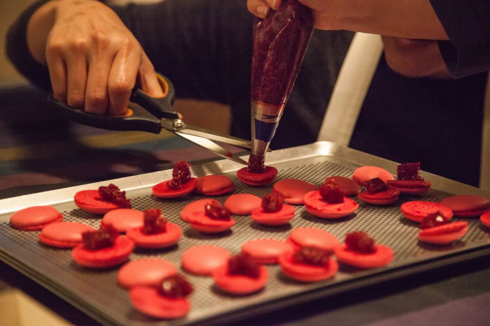 Paris: French Macarons Baking Class with a Parisian Chef - Key highlights you should care about