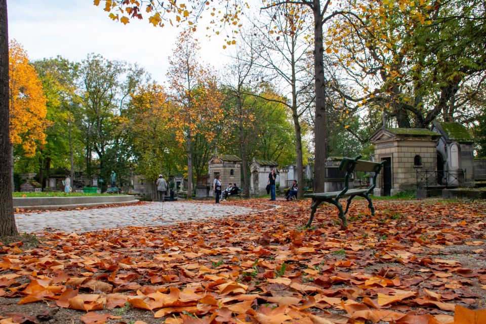 Paris: Full-Day Custom Tour with Local Guide - Who should book this private Paris day?