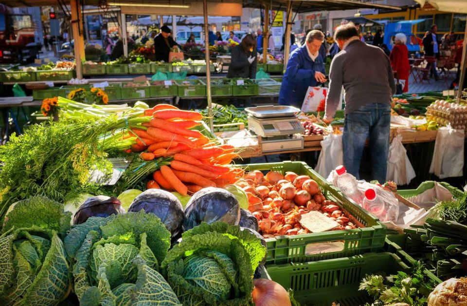 Paris: Gastronomic Private Walking Tour with Food Tastings - Who should book this Le Marais food walk?
