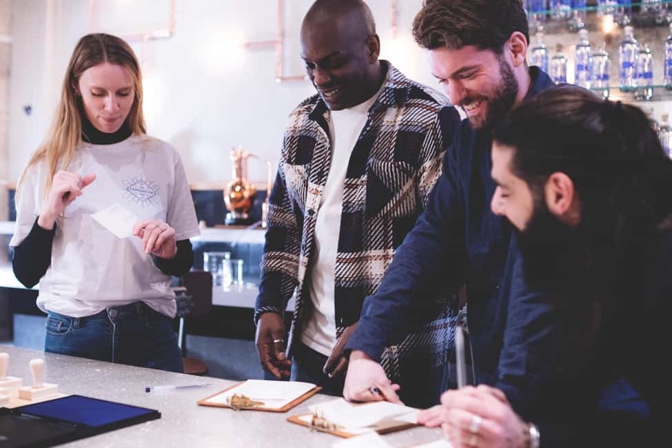 Paris gin making workshop in English - The opening lesson: gin, botanicals, and distillation