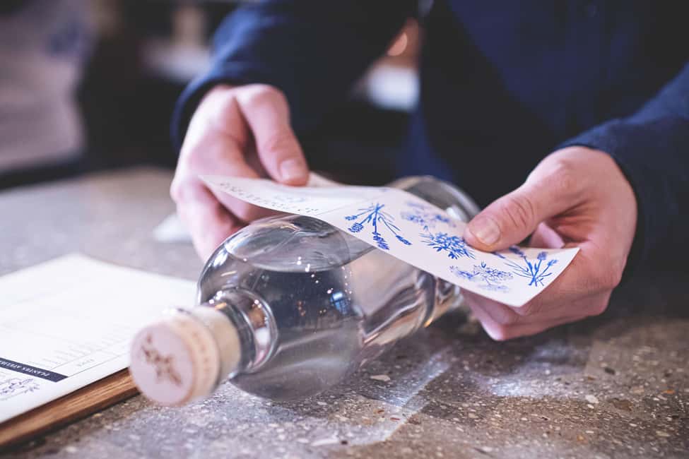 Paris gin making workshop in English - Who should book this Paris experience?